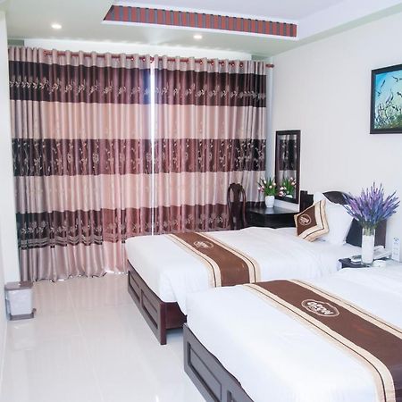 Ozon Hotel Nam Can Екстериор снимка