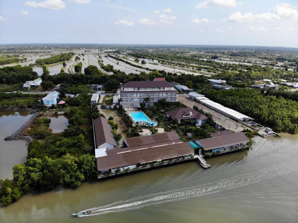 Ozon Hotel Nam Can Екстериор снимка