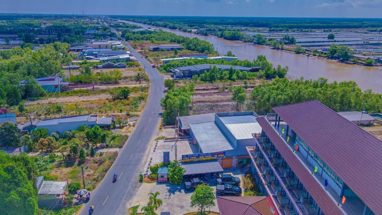 Ozon Hotel Nam Can Екстериор снимка